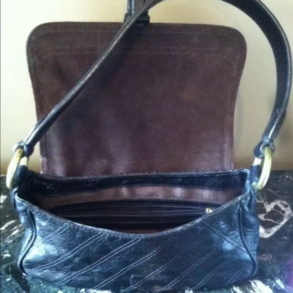 Antonio Melani Quilted Black Leather Purse - Picture 4 of 4